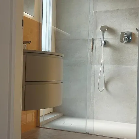 Slowersilia فندق مبيت وإفطار