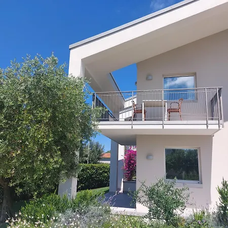 Slowersilia Panzió 3*