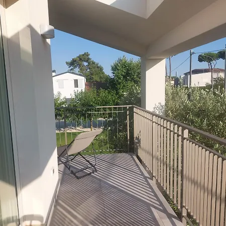 Slowersilia Bed & Breakfast Lido di Camaiore