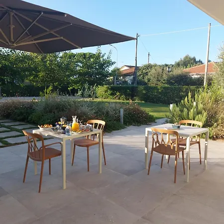 Slowersilia Bed & Breakfast